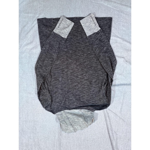 REI Hooded Pullover Womens Small Gray Black Stretch Thumbholes Zip Pocket Hiking - Picture 9 of 10